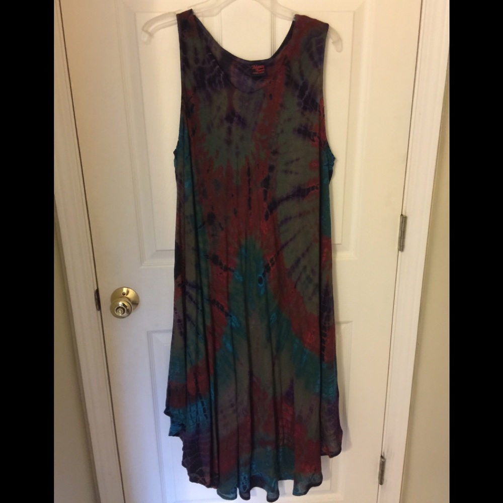 Beautiful Long Multi Print Dress!